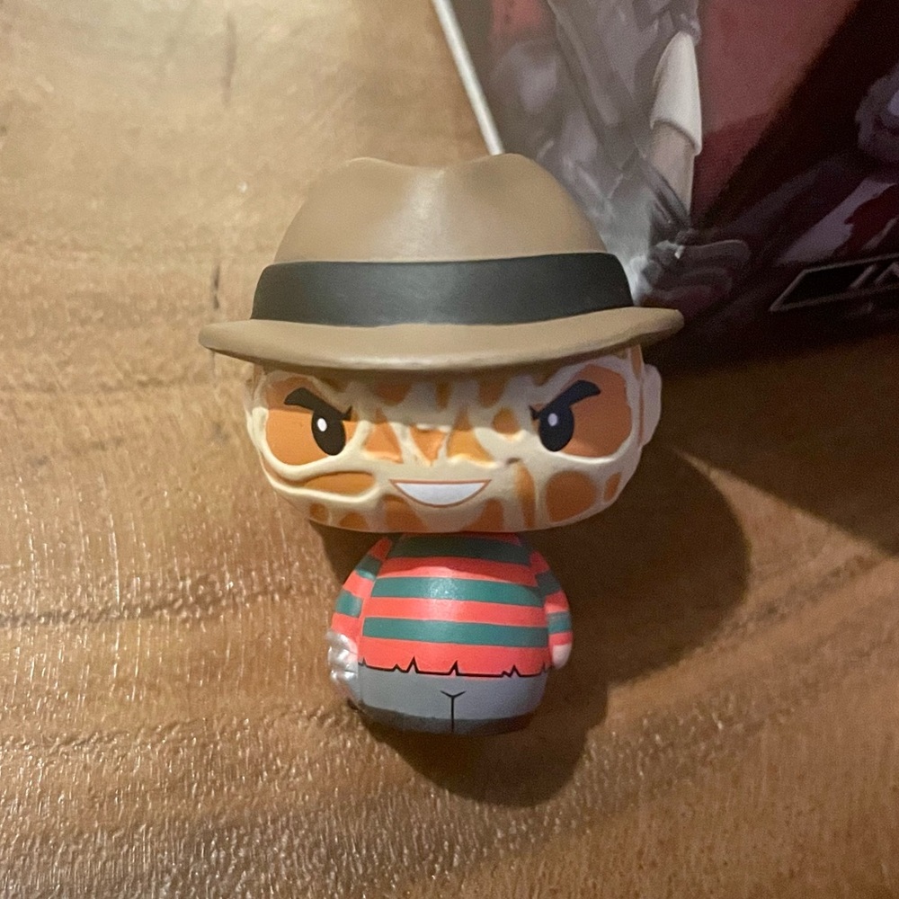 Funko Pint Size Heroes Vinyl Figure - Horror Series 1 - FREDDY KRUEGER 1.5 inch